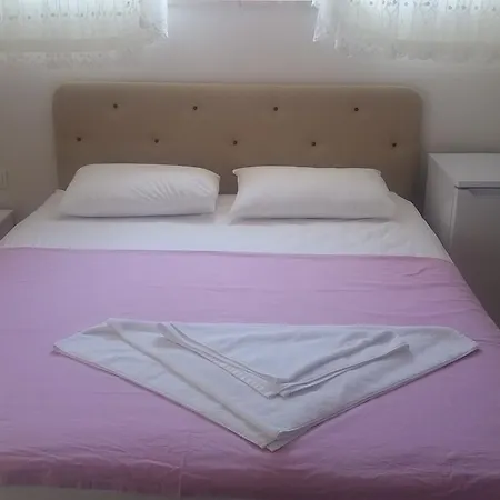 Bbq Joy Butik B&B *
